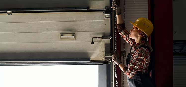 Addressing Common Garage Door Stoppage Issues in Balch Springs, TX